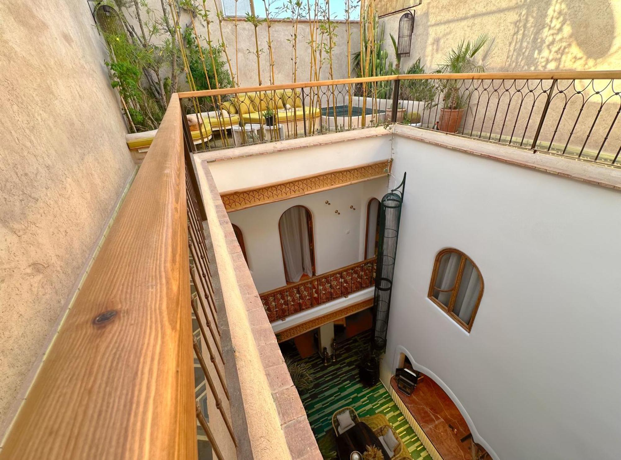 Nesayam Apartment